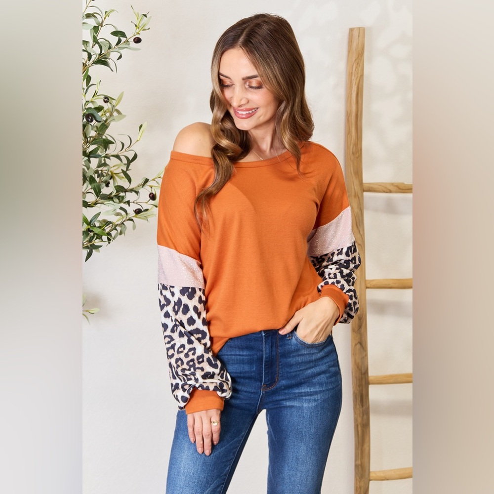 Double Take Leopard Long Sleeve Round Neck Sweatshirt